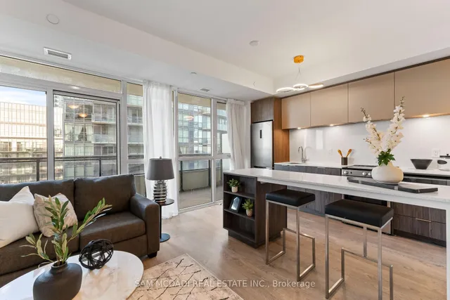 Additional image 14 of 65 Annie Craig Dr Unit 1405