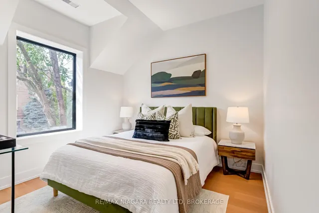 Additional image 24 of 95 Kimberley Ave