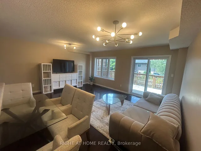 Additional image 10 of 972 Zeller Cres