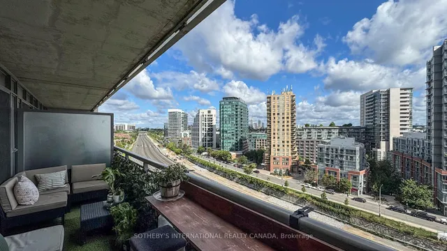 Additional image 21 of 38 Joe Shuster Way Unit 1123