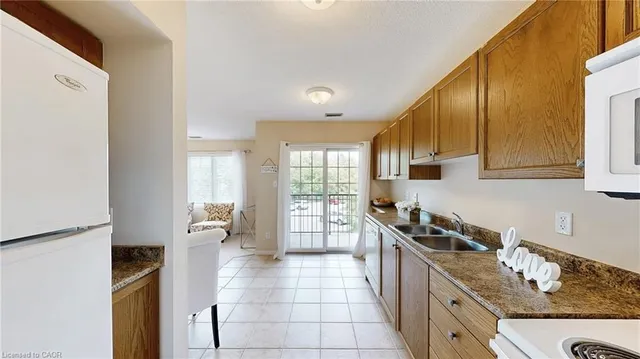 Additional image 15 of 950 Highland Rd Unit #6