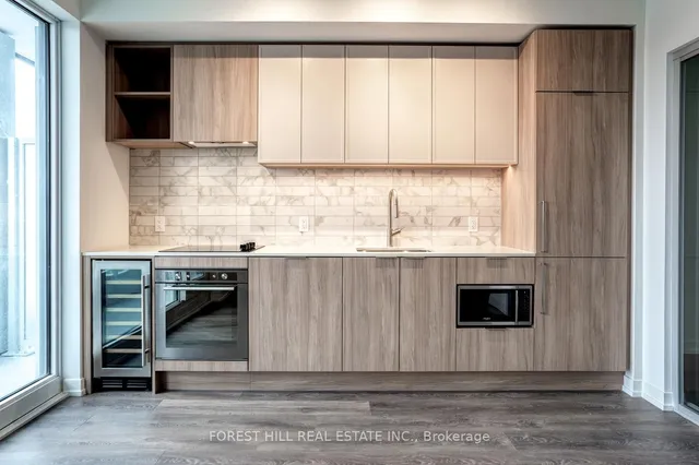 Additional image 9 of 2020 Bathurst St Unit 1615