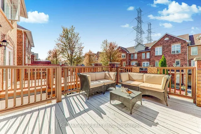 Additional image 13 of 2 Hedge End Rd Unit 102