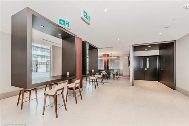 Additional image 7 of 55 Duke St Unit 323