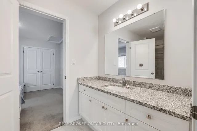 Additional image 24 of 326 Moorlands Cres