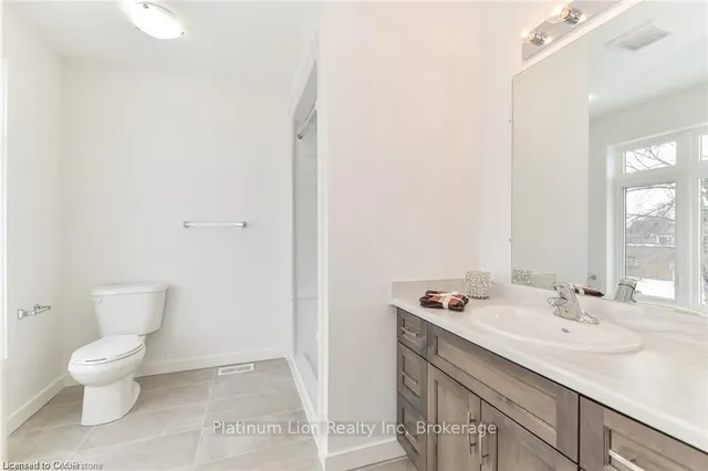 Additional image 16 of 46 Franklin St