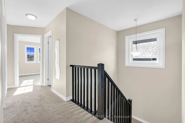 Additional image 15 of 38 Woodbine Ave