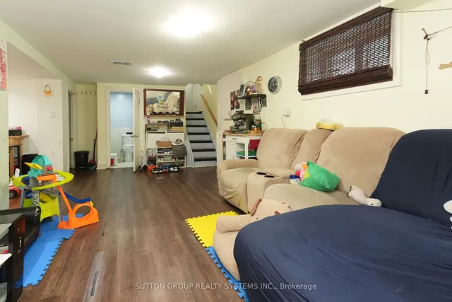 Additional image 15 of 30 Silvercrest Ave