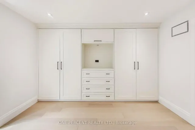 Additional image 20 of 23 Mitchell Ave