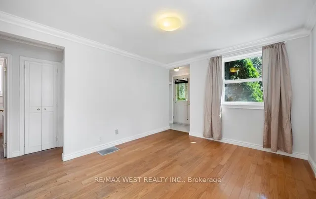 Additional image 7 of 6 Robindale Ave