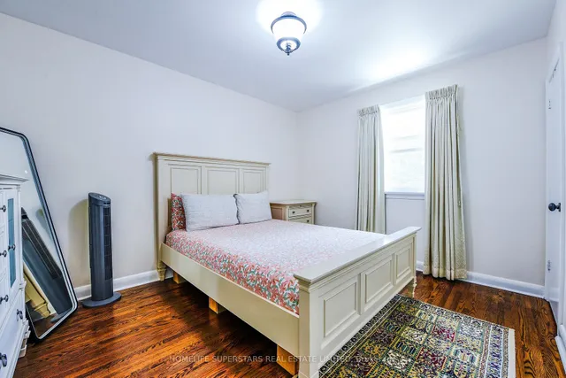 Additional image 16 of 3987 Bloor St