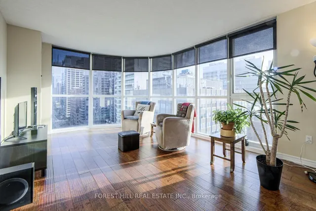 Additional image 9 of 801 Bay St Unit 1606