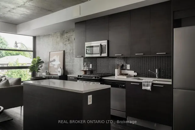 Additional image 10 of 90 Broadview Ave Unit 202