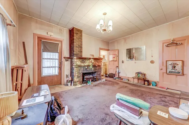 Additional image 5 of 24 Augusta Ave