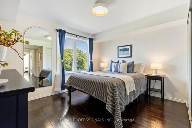 Additional image 12 of 55 Turntable Cres Unit 70