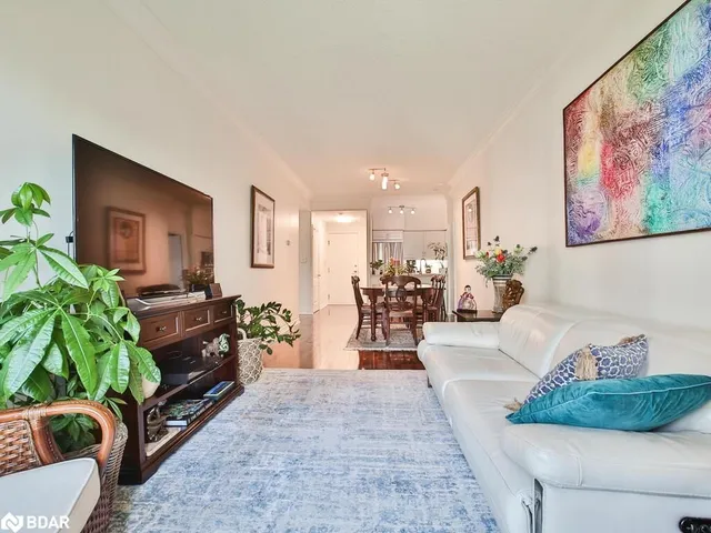 Additional image 7 of 2111 Lake Shore Blvd Unit 719