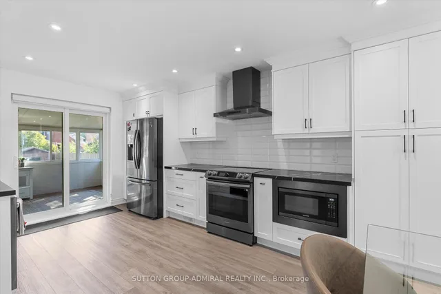 Additional image 12 of 75 Collinson Blvd