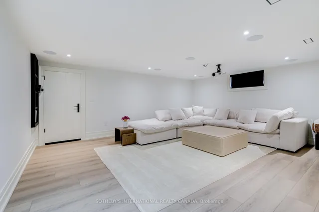 Additional image 23 of 11 Sherin Crt