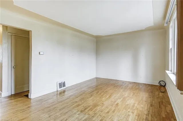 Additional image 8 of 187 Edwin St