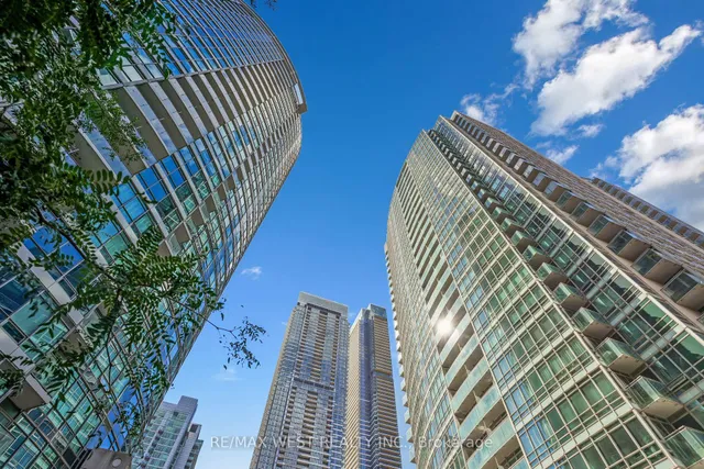 381 Front St Unit 1901