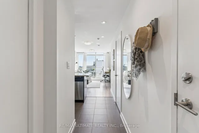 Additional image 5 of 816 Lansdowne Ave Unit 1402