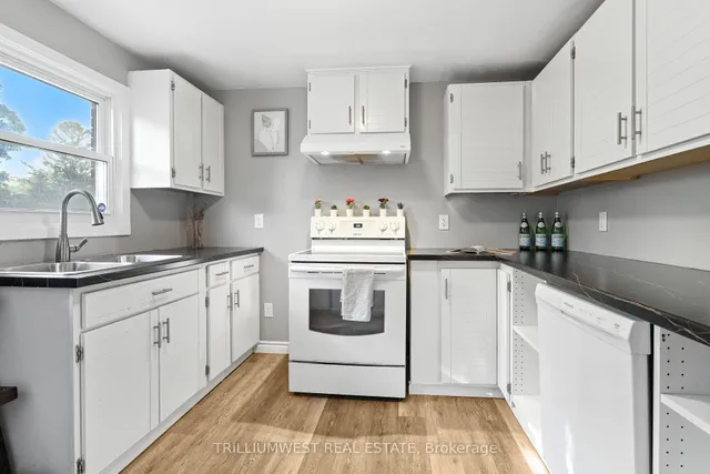 Additional image 34 of 154 Montgomery Rd