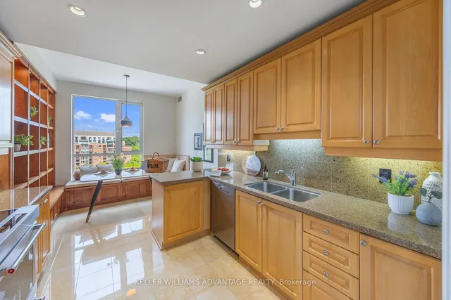 Additional image 16 of 2662 Bloor St Unit 904