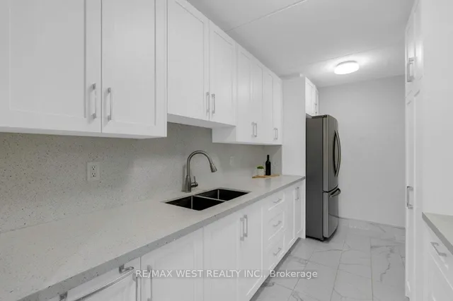 Additional image 13 of 2 Glamorgan Ave Unit 203