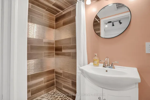 Additional image 20 of 240 Sixth St