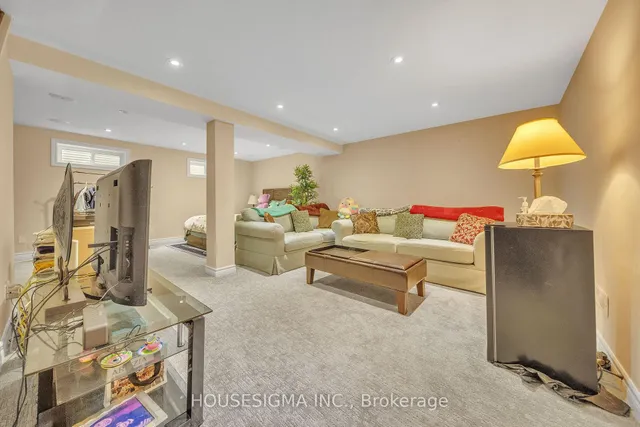 Additional image 31 of 50 Westmount Rd Unit 16