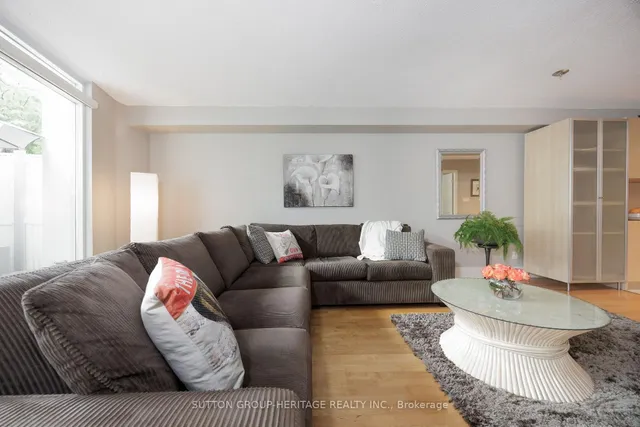 Additional image 9 of 550 Queens Quay Unit 126