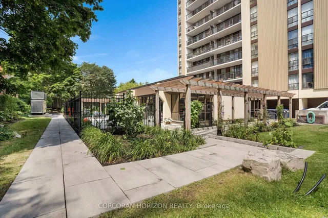 Additional image 36 of 81 Church St Unit 1104