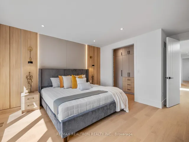 Additional image 29 of 60 ST HUBERT Ave