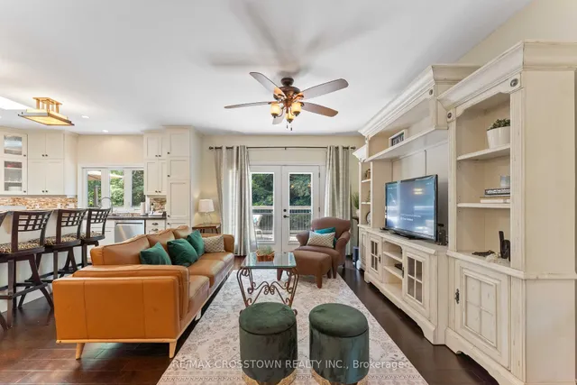 Additional image 6 of 50 Chine Dr