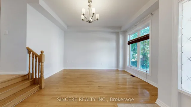 Additional image 3 of 973 The Queensway