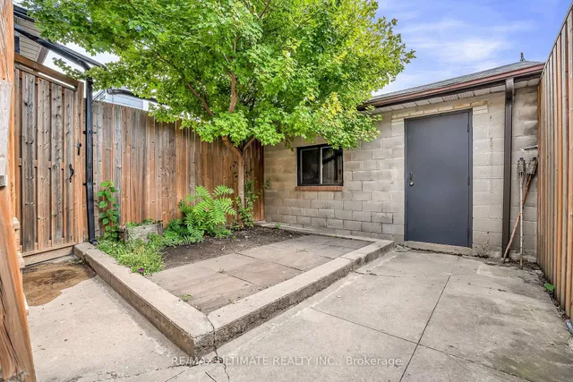 Additional image 25 of 963 Lansdowne Ave