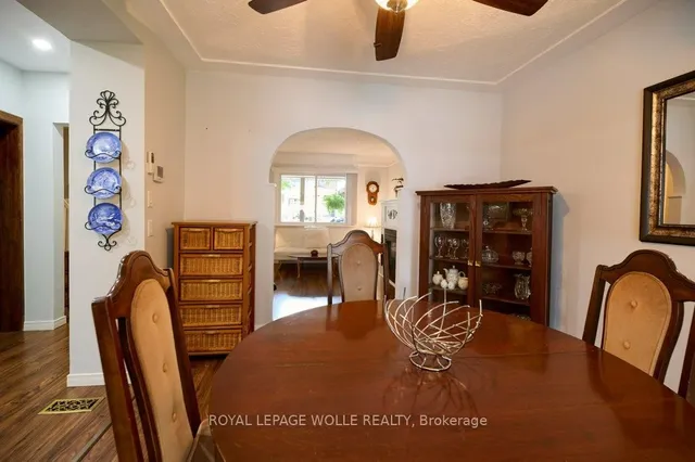 Additional image 42 of 120 Wood St