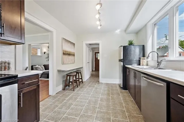 Additional image 14 of 123 Strange St