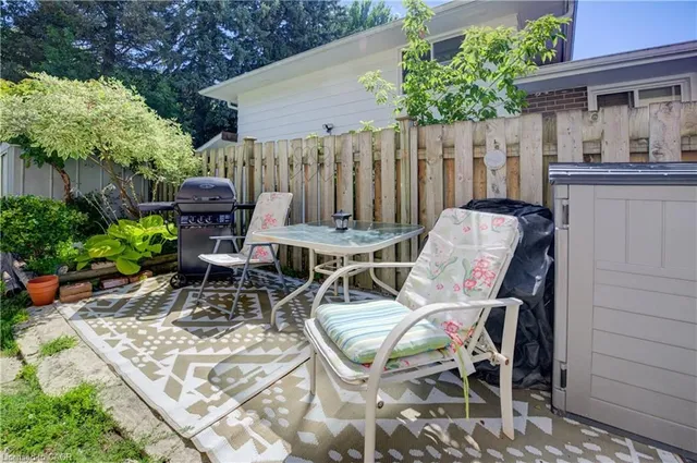 Additional image 31 of 73 Overlea Dr