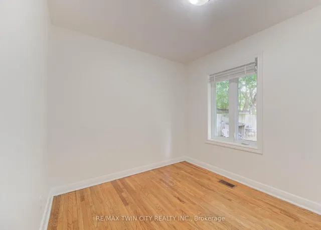 Additional image 19 of 28 Jack Ave