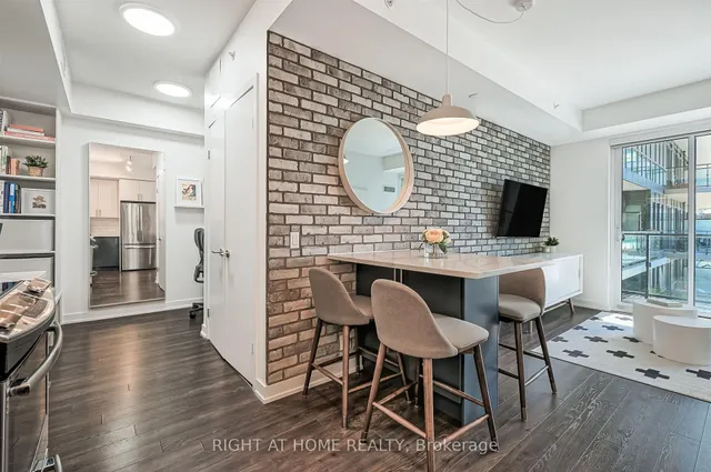 Additional image 7 of 10 Park Lawn Rd Unit 620