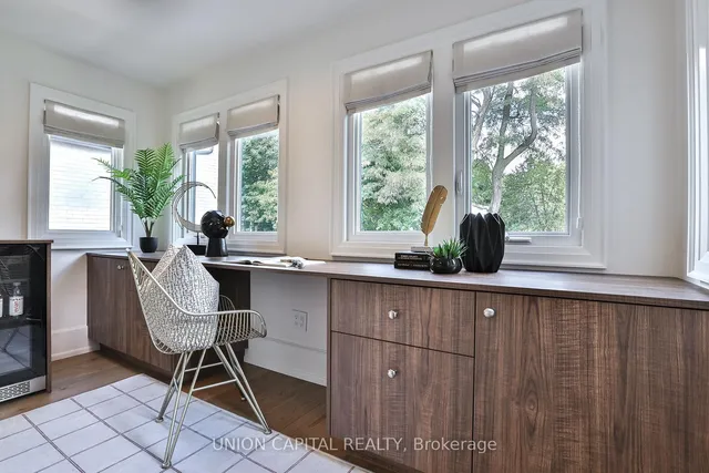 Additional image 34 of 16 Lytton Blvd