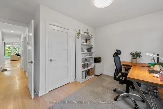 Additional image 35 of 11 Artreeva Dr