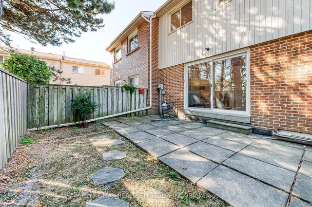 Additional image 45 of 91 L'Amoreaux Dr Unit 79