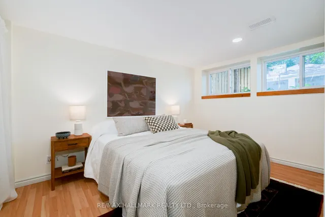 Additional image 22 of 16 Haig Ave