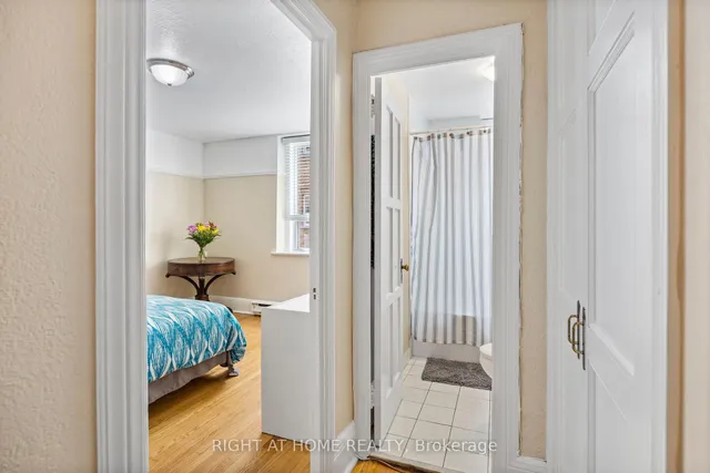 Additional image 17 of 100 Oriole Pkwy Unit 108