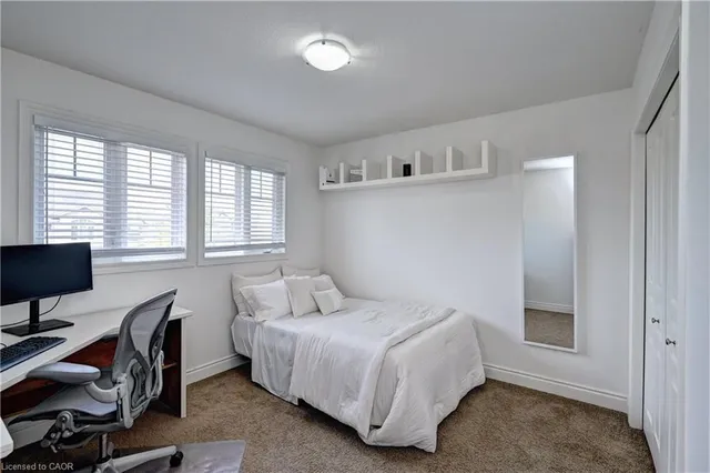 Additional image 37 of 72 Helena Feasby St
