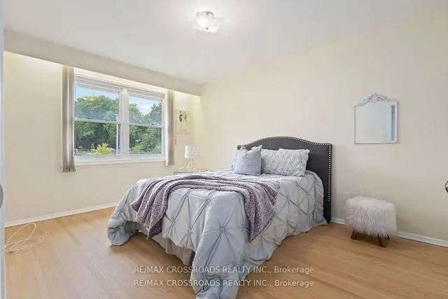 Additional image 29 of 3 Bowater Dr