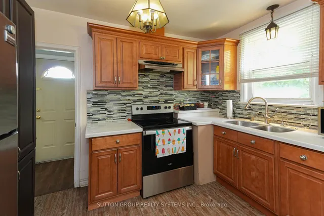 Additional image 4 of 30 Silvercrest Ave