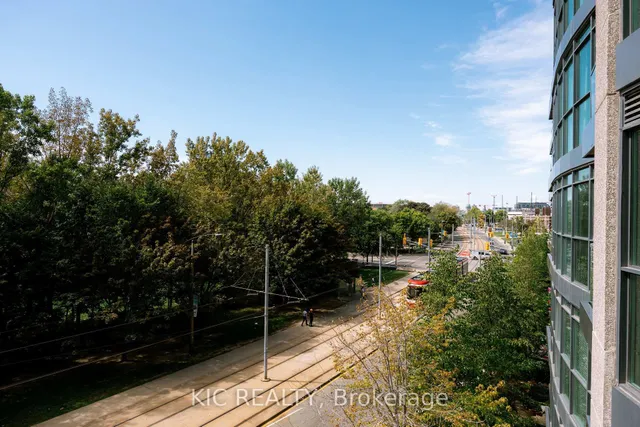 Additional image 22 of 219 Fort York Blvd Unit 409